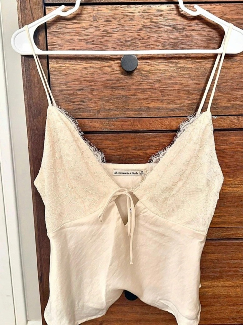 Abercrombie & Fitch The A&F Bella Tie-Front Cami Floral Lace Camisole in Cream